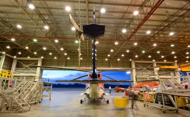 aviation hanger lighting